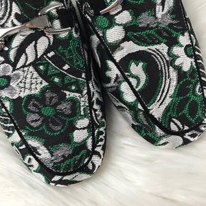 Steve Madden Shoes - Steve Madden floral mule slides Steve Madden Shoes - Steve Madden floral mule slides